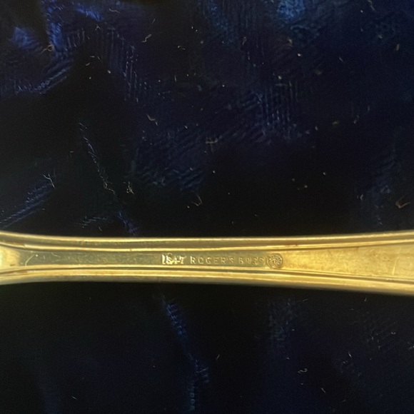 6 Antique Teaspoons Edwardian silver plate, Roger’s 1912 Cromwell - Picture 3 of 3